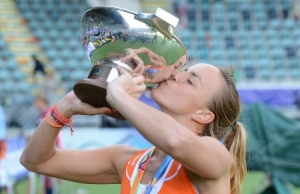 Oranje